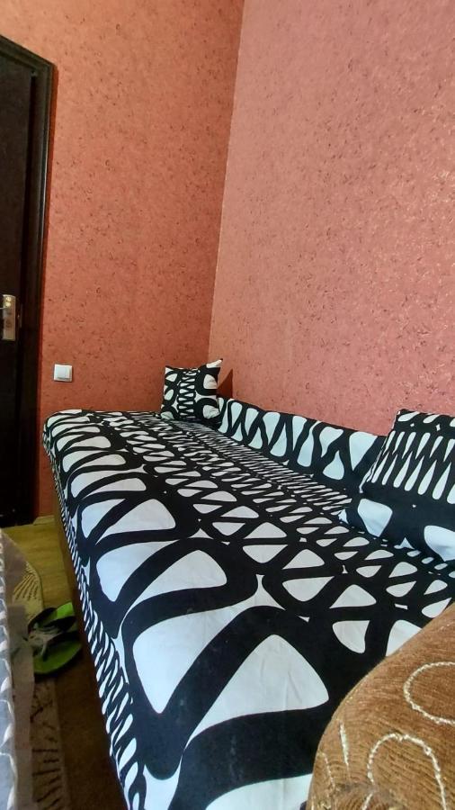 Boutique hotel Pʼotʼi Extérieur photo